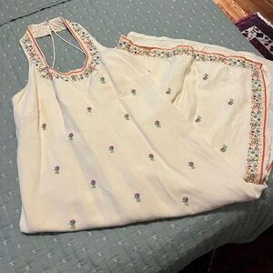 Halter style midi dress with floral embroidery